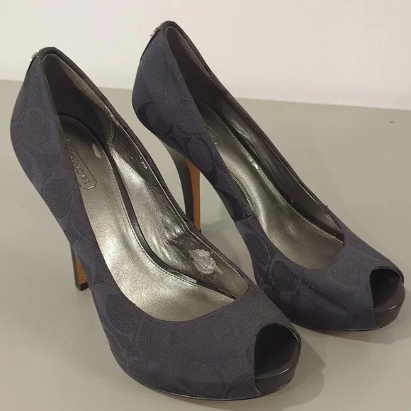 Coach Heels Peep Toe size 7 Black - Picture 13 of 13